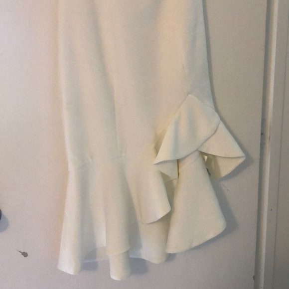 Keepsake White Dress (Like New) size small - Picture 3 of 3
